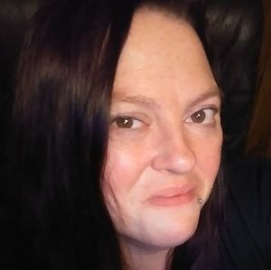 Meet your Posher, Leigh
